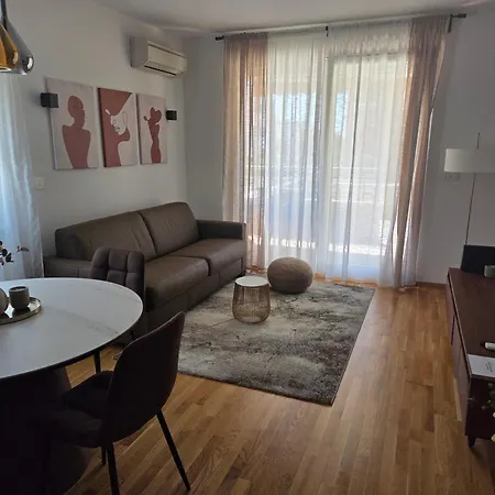 Frumentum Apartman *